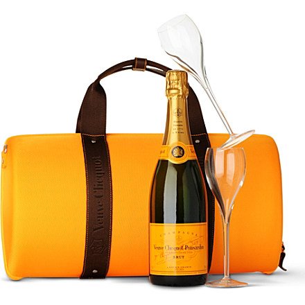 Veuve Clicquot Traveler Gift Set