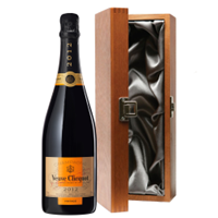 Buy & Send Veuve Clicquot Vintage 2015 Champagne 75cl in Luxury Elm Wood  Gift Box